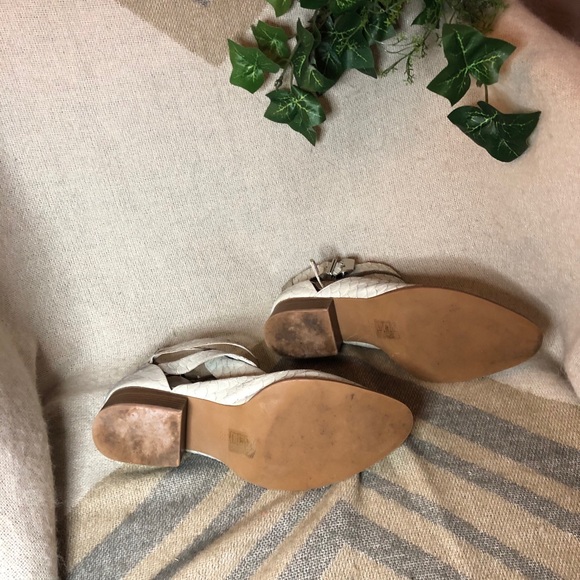 Jeffrey Campbell Everly Booties ✨ - Picture 5 of 8